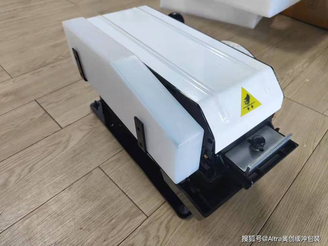 湿水纸封箱机与胶带工字型封箱机的全方位对比解析